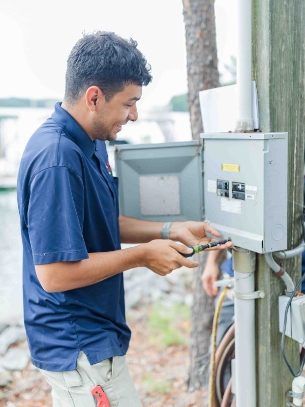 Meer Electric - Boating Electrical work